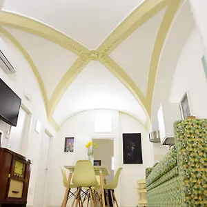 Palazzo Clarenza Di San Domenico Dom wakacyjny Katania